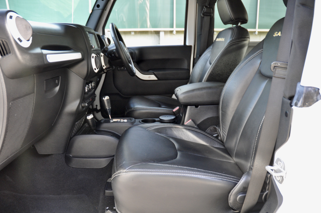 Jeep Wrangler Sahar 3.6 V6 Auto Wild Alpine edition Convertible gallery image 21