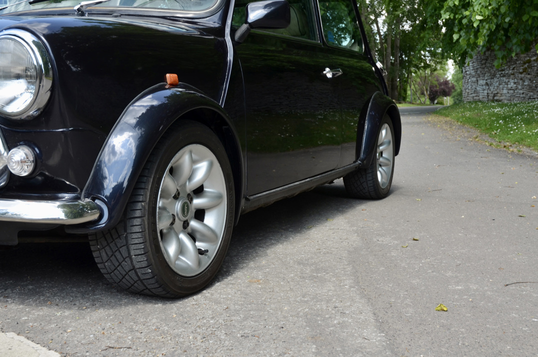 Austin Mini 1.3I gallery image 10