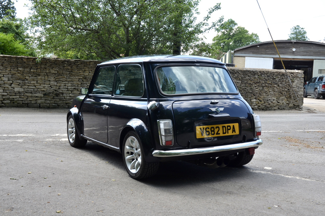 Austin Mini 1.3I gallery image 5