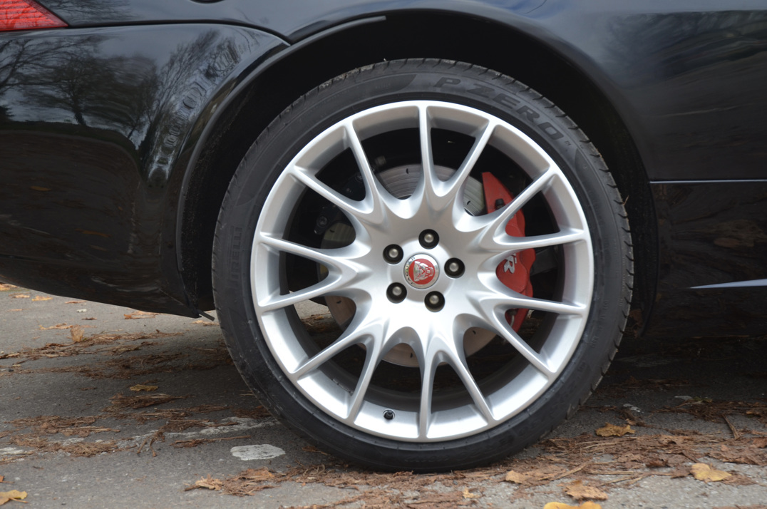 Jaguar XKR 4.2 Sports Coupe gallery image 31