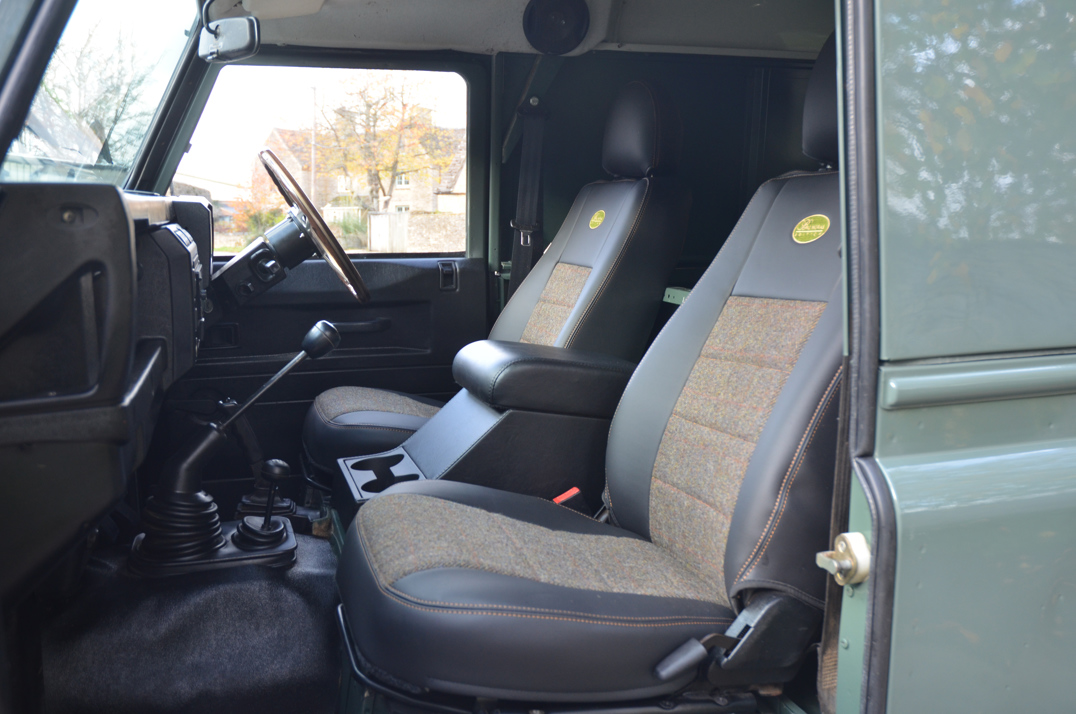 Land Rover Defender 90 - TD 5 gallery image 40