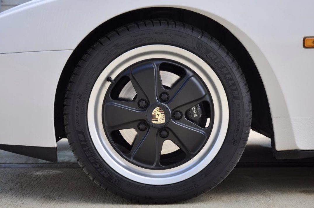 Porsche 944 S 2 Cabriolet gallery image 18