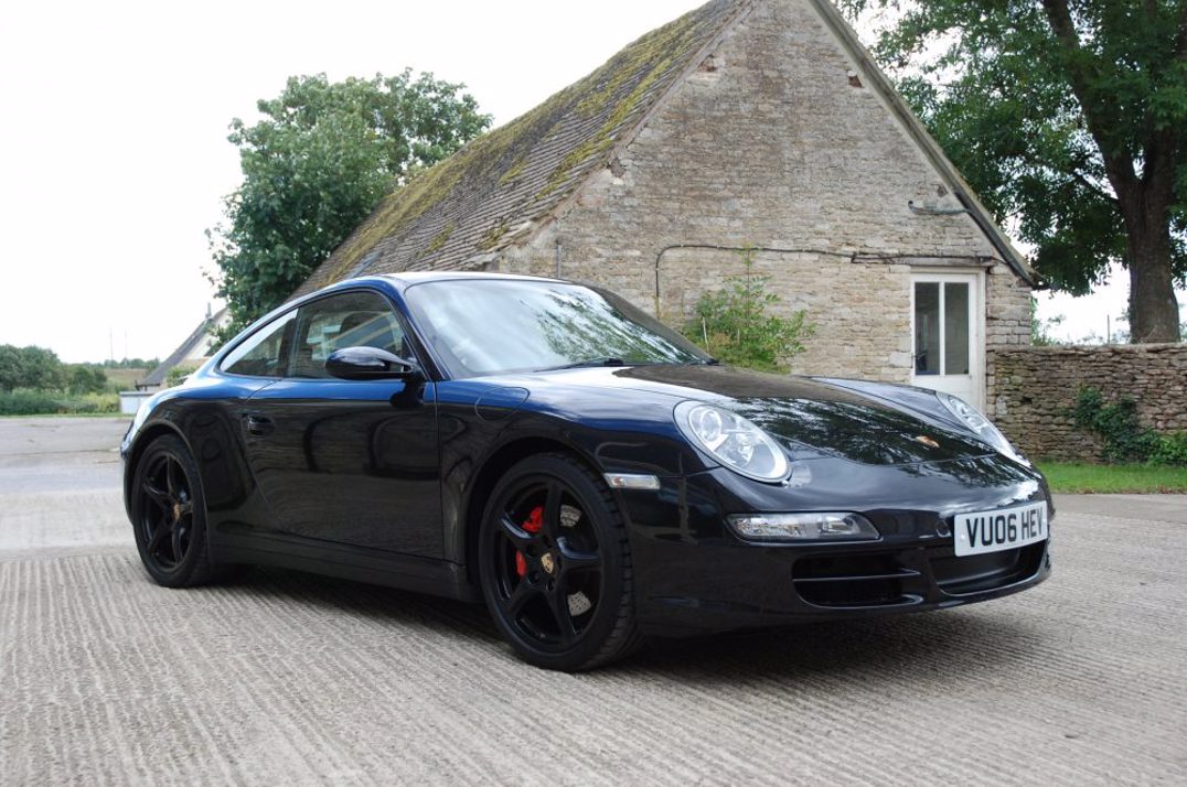 2006 Porsche 911 Carrera 4s gallery image 1