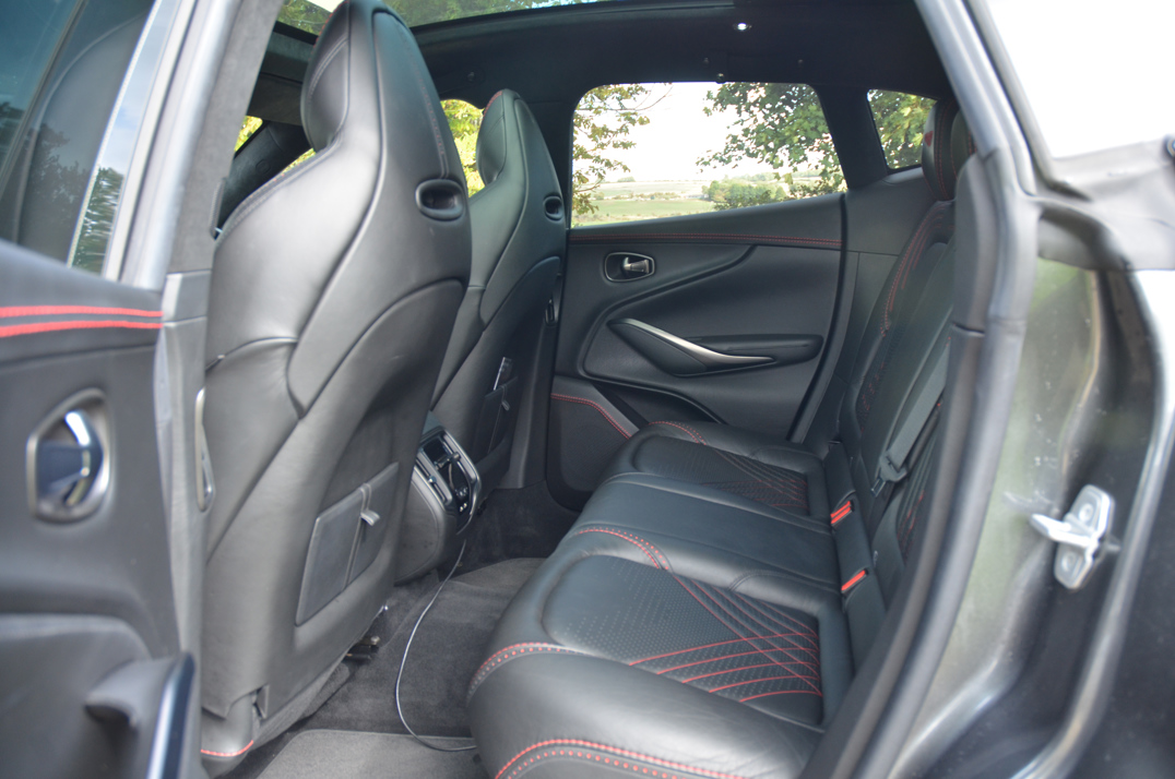 Aston Martin DBX 4.0 V8. gallery image 45