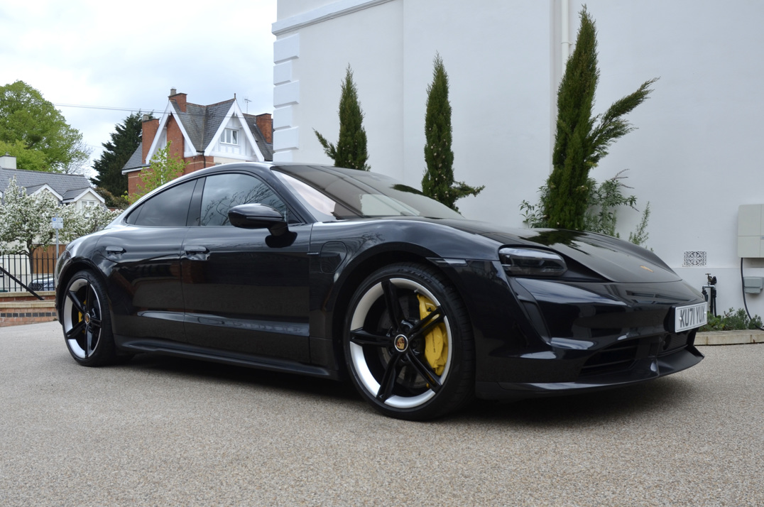 Porsche Taycan Turbo S gallery image 5