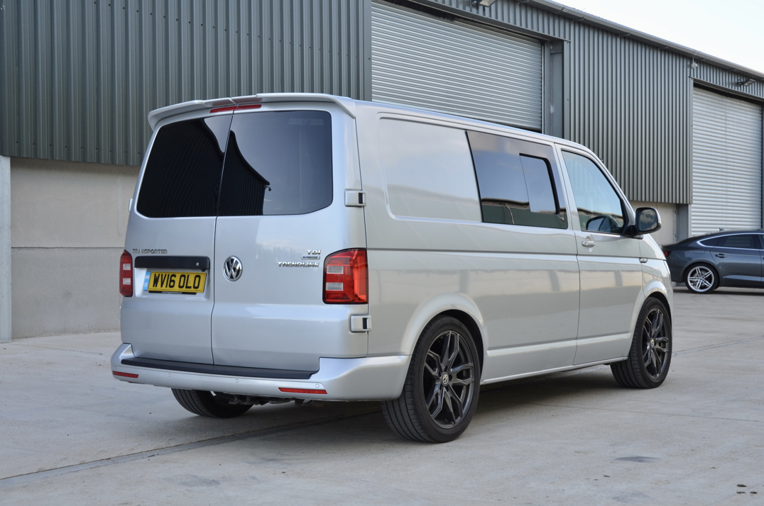 Volkswagen Transporter Camper TDI Bluemotion gallery image 5