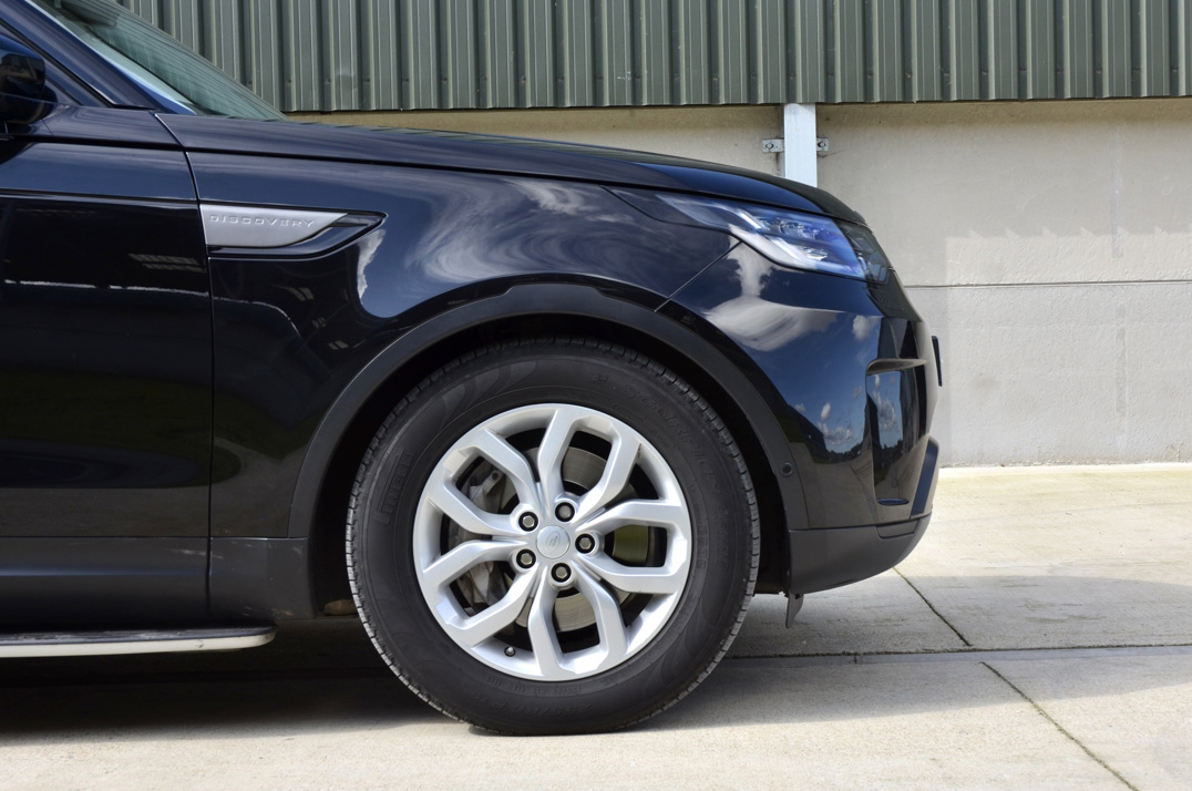 Land Rover Discovery 30 SDV6 SE Auto gallery image 18