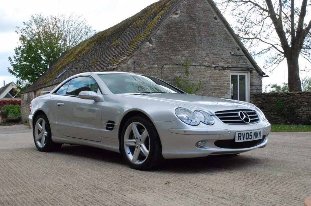 2005 Mercedes SL 500 gallery image 1