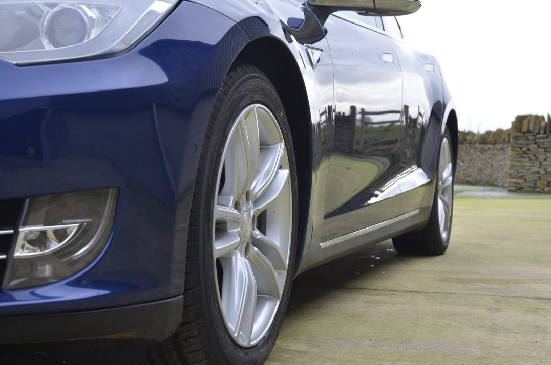 Tesla S 70. gallery image 11