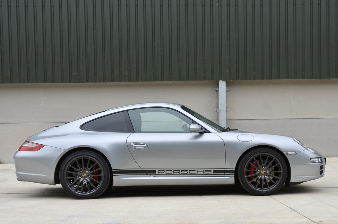 Porsche 911 Carrera S Coupe gallery image 8