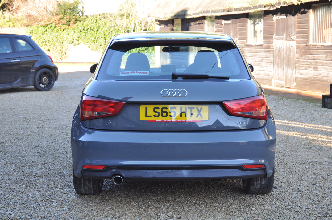 Audi A1 1.6 TDI S-A gallery image 5