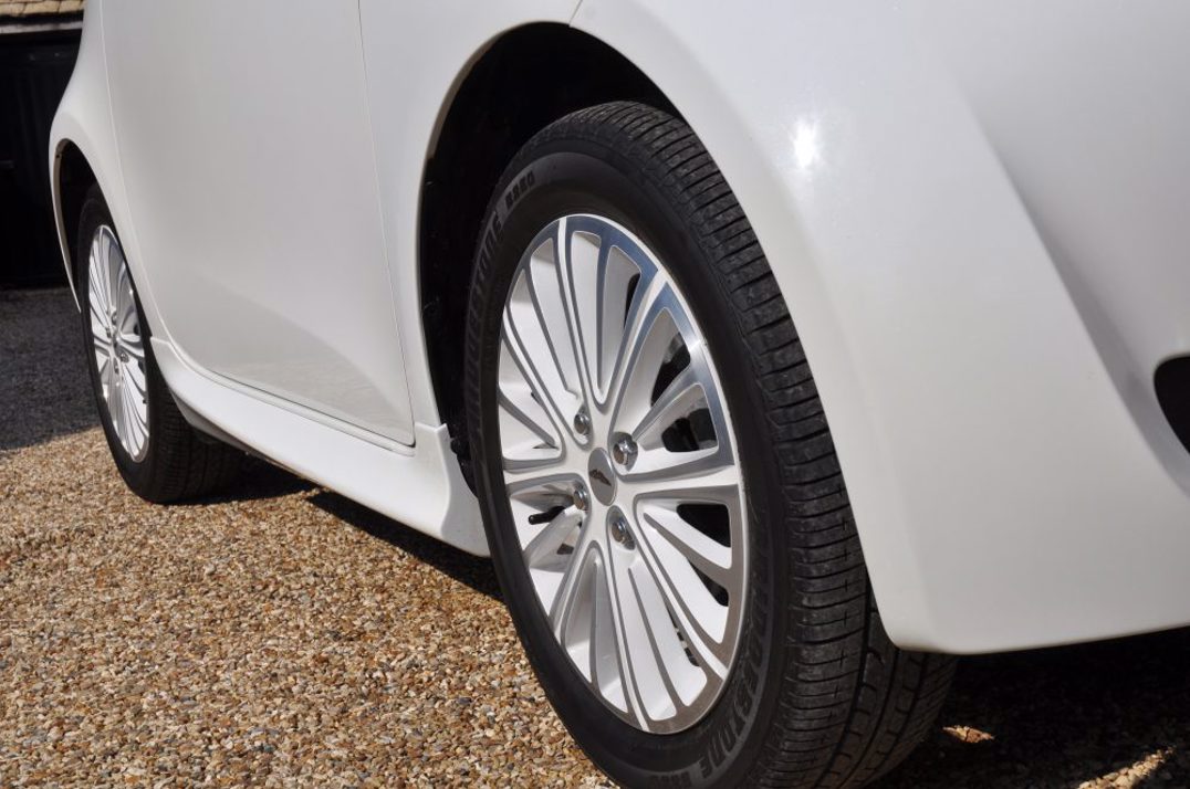 Aston Martin Cygnet gallery image 9