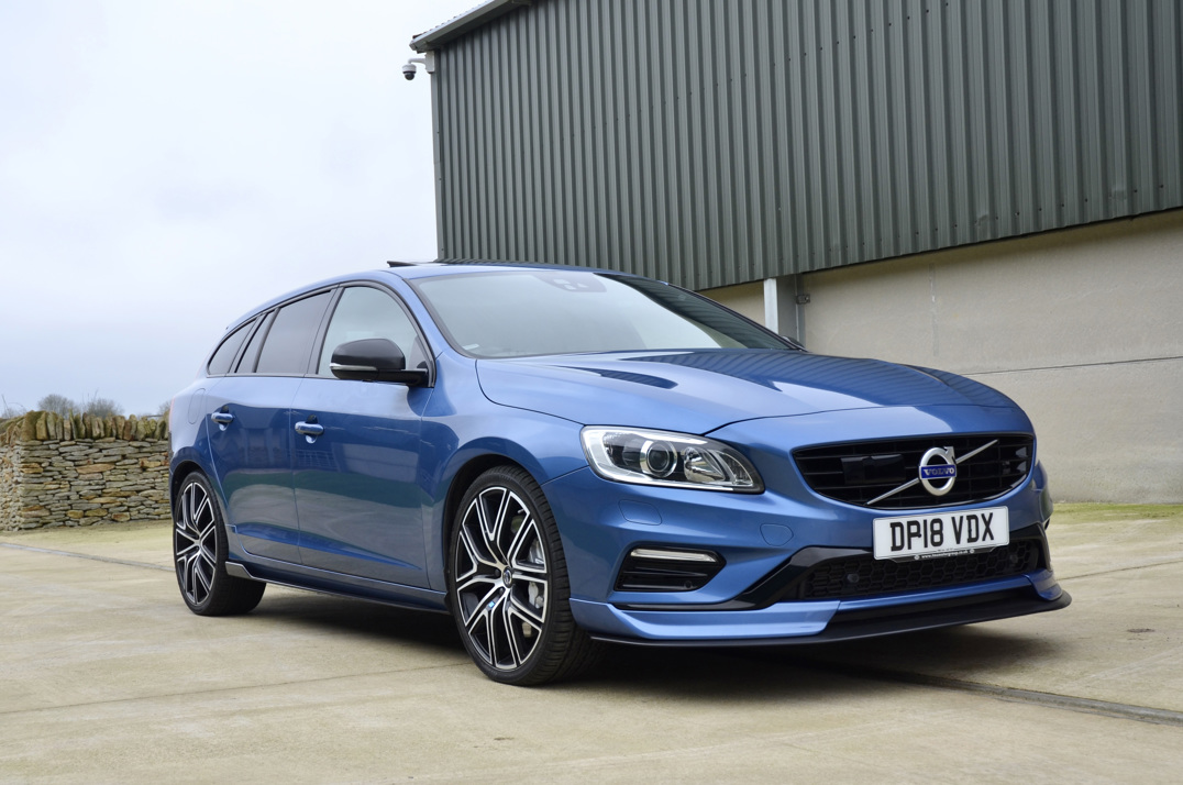 Volvo V60 Polestar T6 AWD Auto Estate gallery image 4