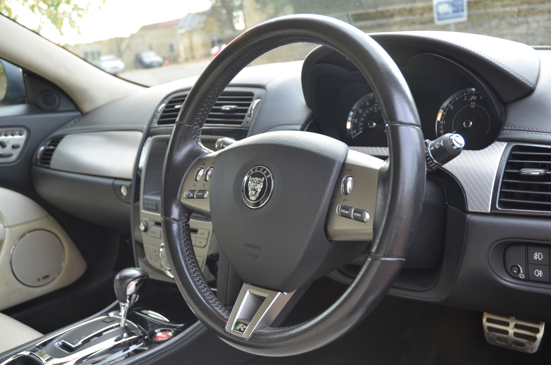 Jaguar XKR 4.2 Sports Coupe gallery image 50