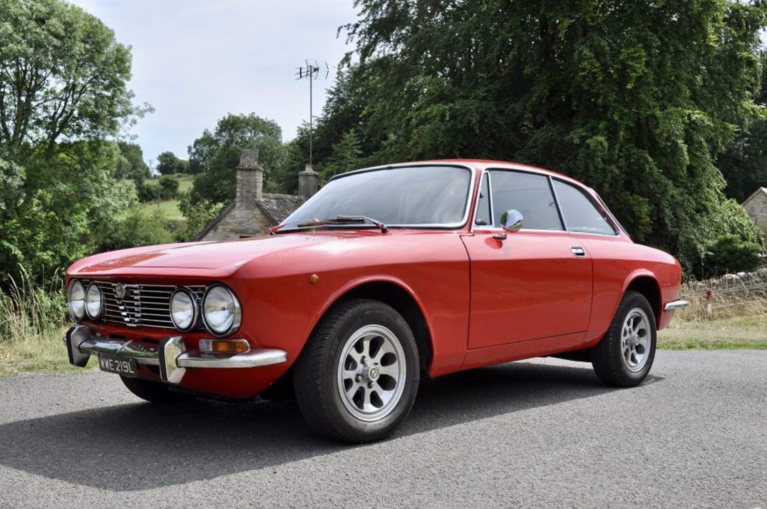 Alfa Romeo 2000 GTV Coupe gallery image 1