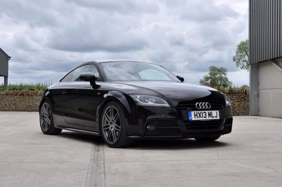 Audi TT Coupe Black Edition 2.0 TDI Quattro 170 Manual gallery image 1