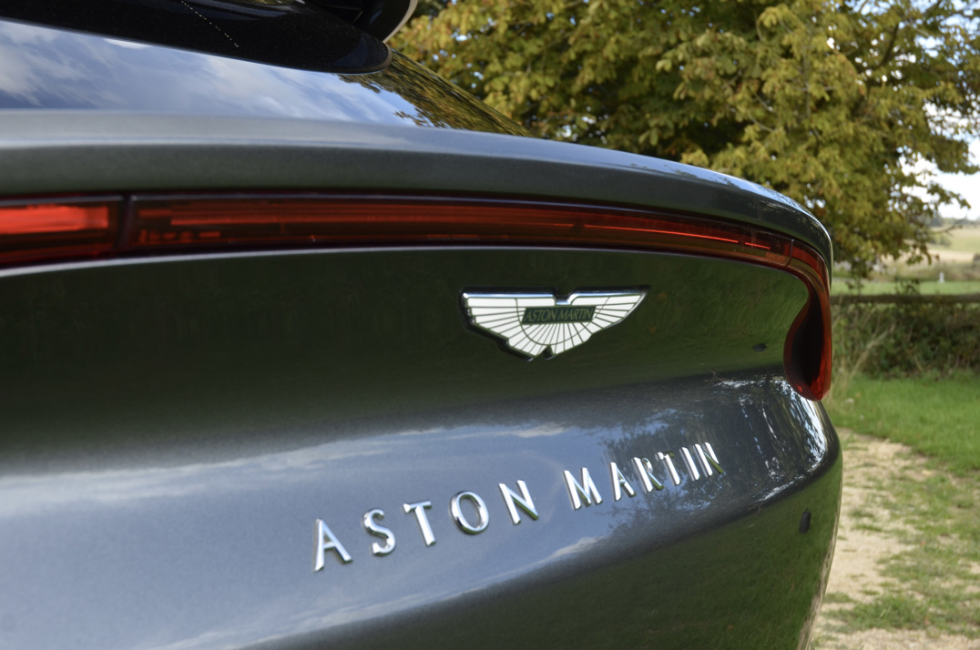 Aston Martin DBX 4.0 V8. gallery image 26