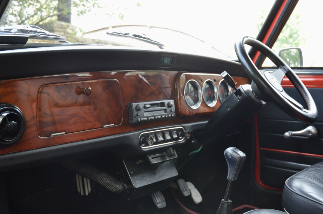 Mini Cooper 1275cc Fully restored gallery image 37