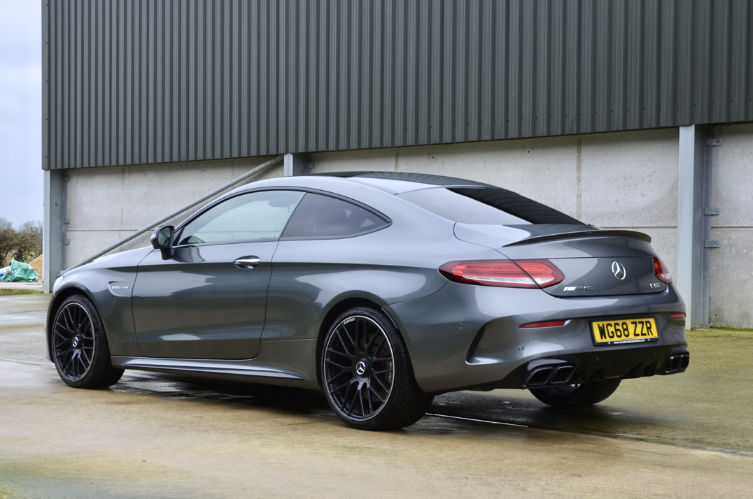 Mercedes C63 AMG 4.0 Biturbo Premium Plus. gallery image 6