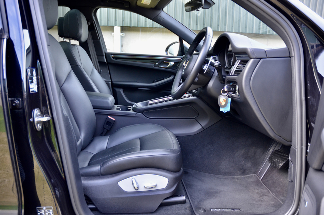 Porsche Macan S 2.9 V6 Turbo gallery image 25