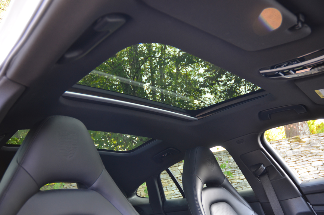 Porsche Panamera 2.9 V6 E-Hybrid 17.9KW Gen 2.2 gallery image 61