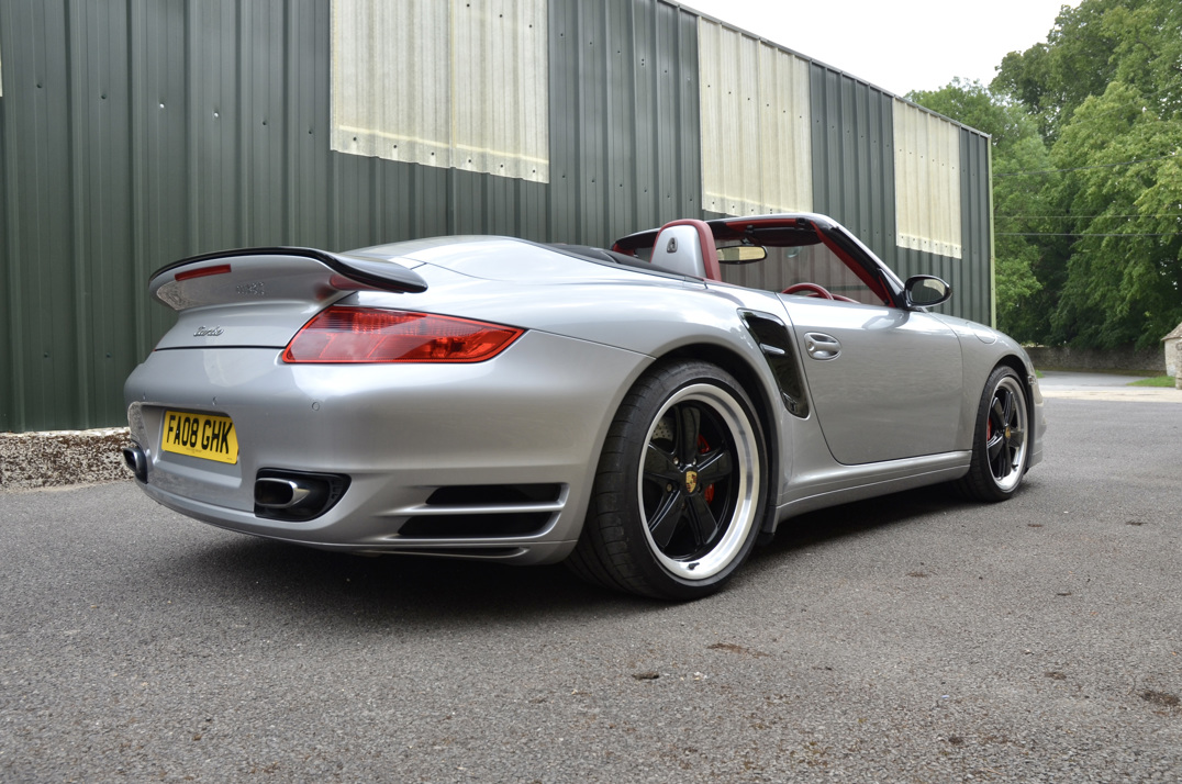 Porsche 911 Turbo Cabriolet Tip-Tronic gallery image 9