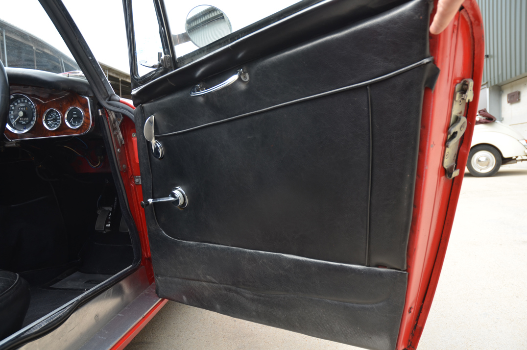 Austin Healey 3000 MK III gallery image 38