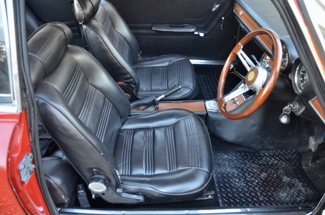 Alfa Romeo 1750 GTV gallery image 16