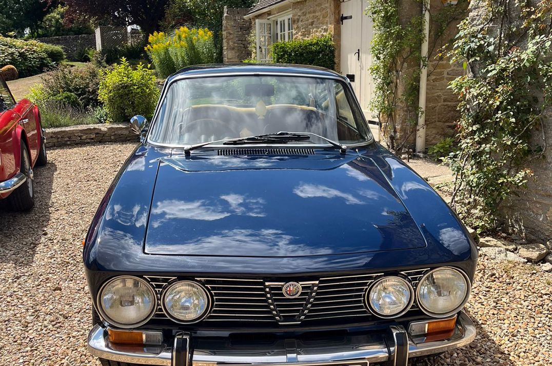 Alfa Romeo 2000 GTV Desegno Bertone gallery image 41