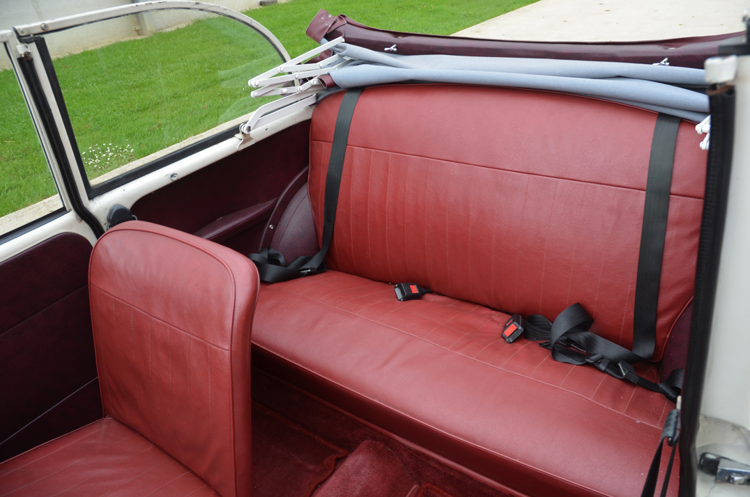 Morris Minor 1000 Convertible gallery image 34