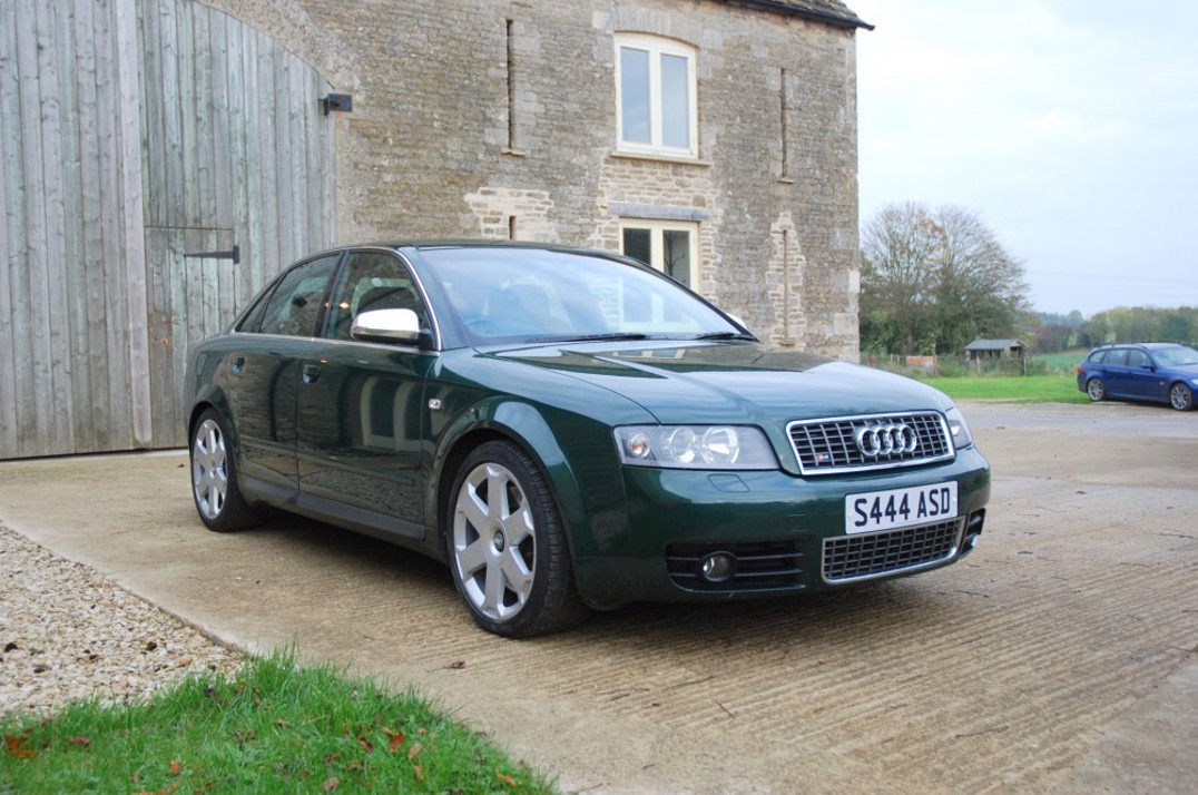 2004 Audi S4 gallery image 1