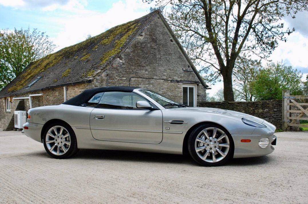 Aston Martin DB7 V12 VOLANTE MANUAL gallery image 1