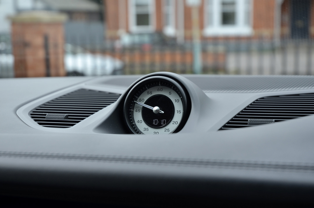 Porsche Cayenne Turbo Hybrid.. 2024 gallery image 37