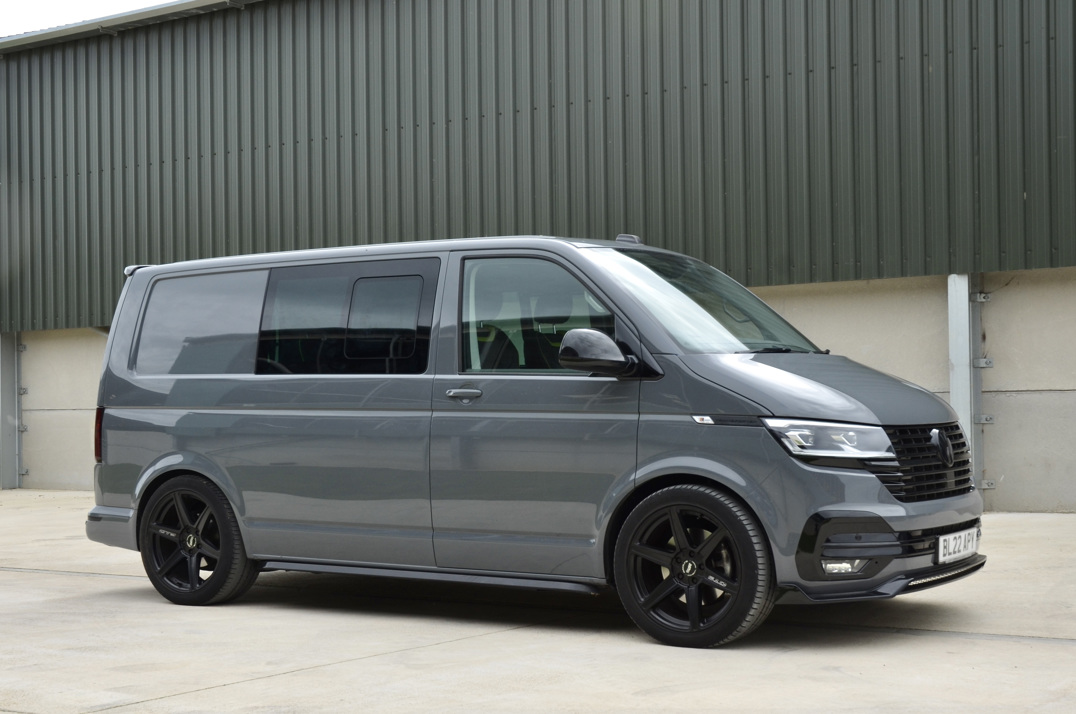 Volkswagen Kombi Sportline T6.I Auto gallery image 5