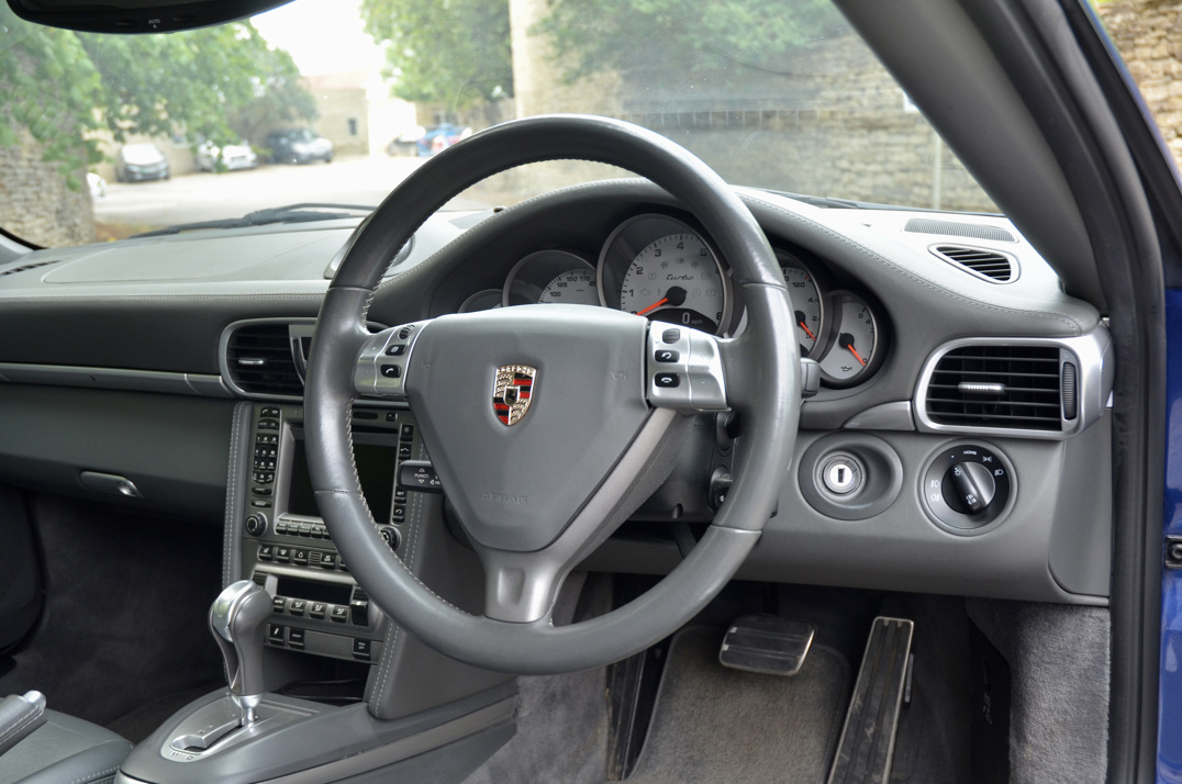 Porsche 911 Turbo Tip-Tronic Gen I gallery image 31