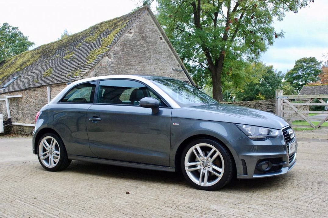 AUDI A1 1.4 T FSI 185 S-LINE HATCHBACK gallery image 1