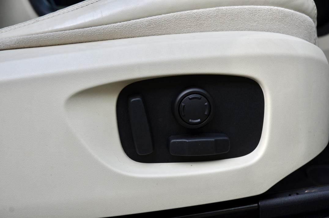 Land Rover Discovery Sport TD4 HSE Luxury. gallery image 49