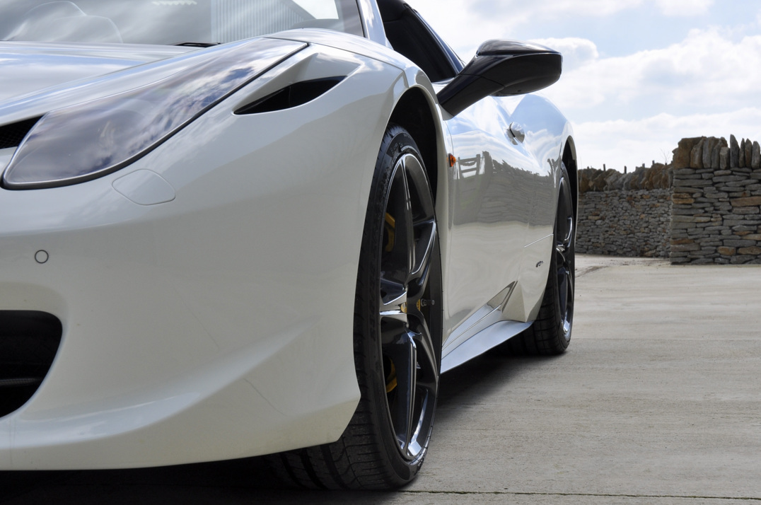 Ferrari 458 Spider DCT gallery image 16