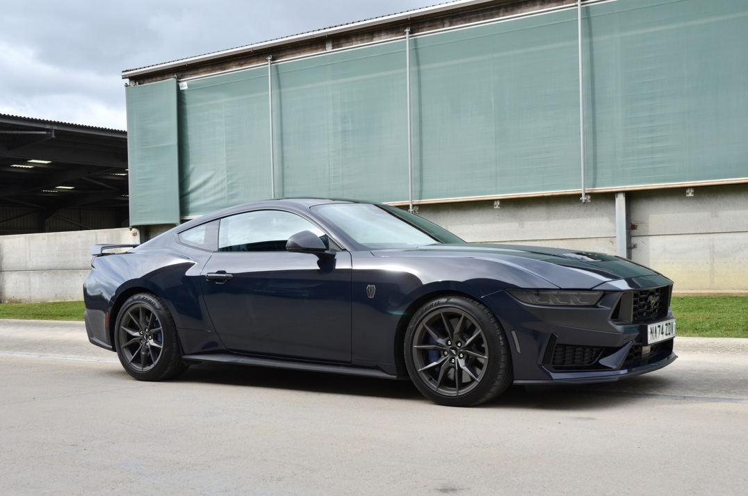 Ford Mustang 5.0 V8 Dark Horse Coupe Selshift - Euro 6. gallery image 8