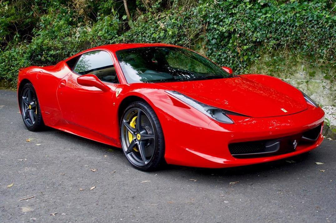 Ferrari 458 Italia gallery image 1