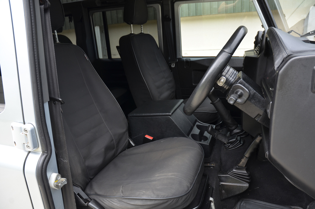 Land Rover Defender 110 XS SW / LWB. gallery image 27