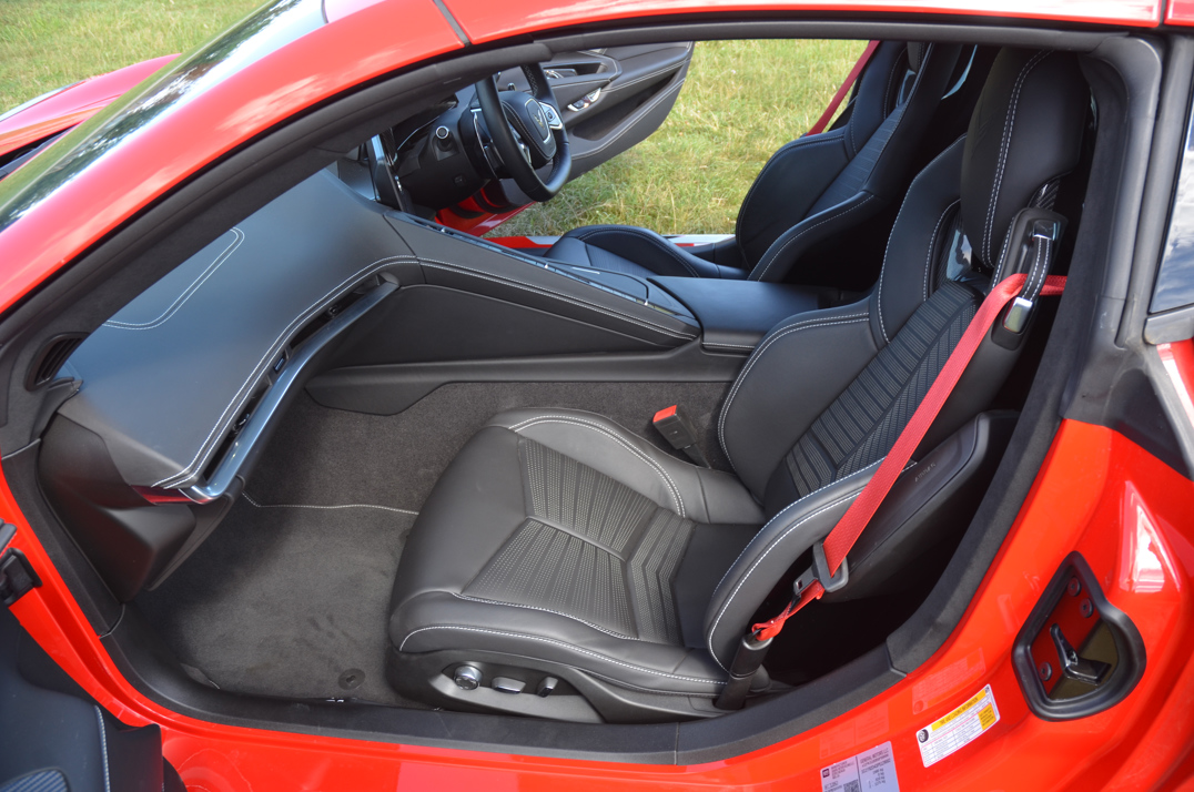 Chevrolet Corvette Stingray 6.2 V8 Auto Convertible gallery image 21