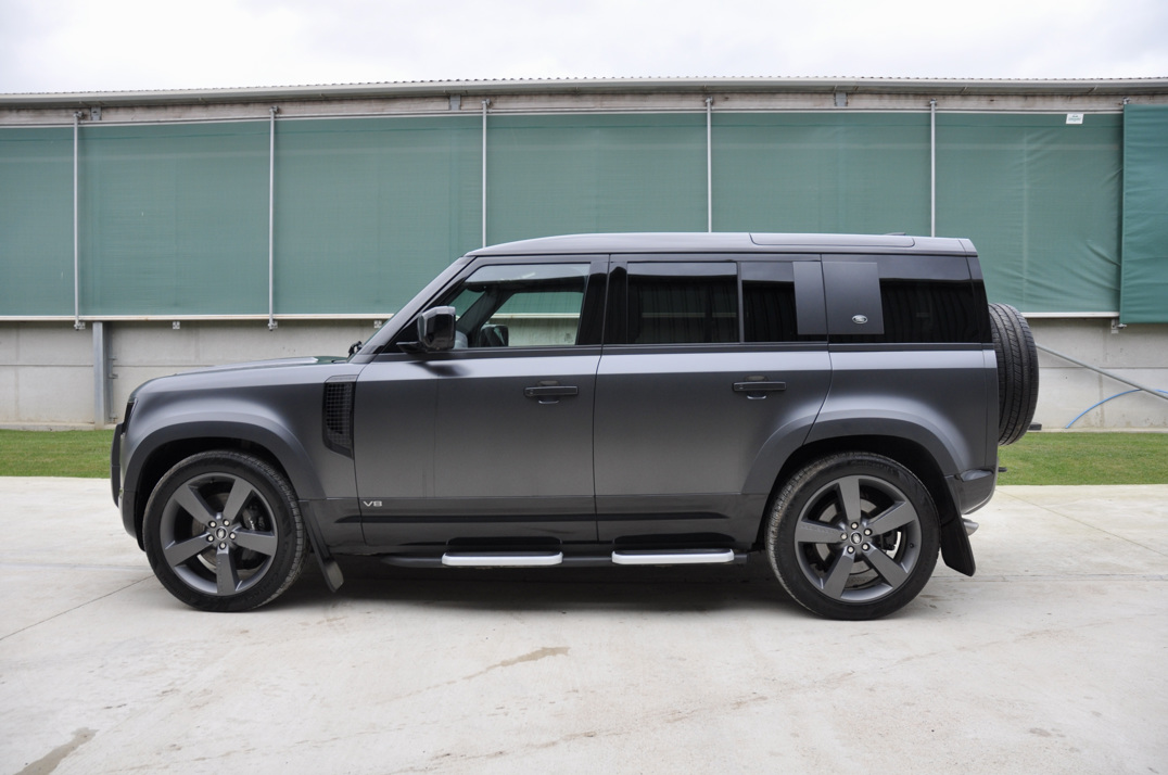 Land Rover Defender 110 Carpathian Edition 5,0 Ltr V8 Supercharged. gallery image 9