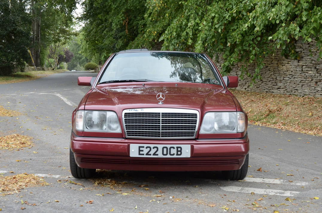 Mercedes E220 Cabriolet Sport Line gallery image 4