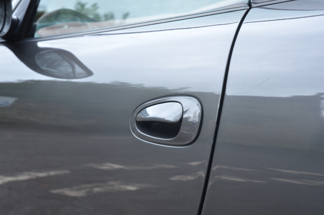 Porsche 911 Carrera with factory Aero kit. gallery image 21