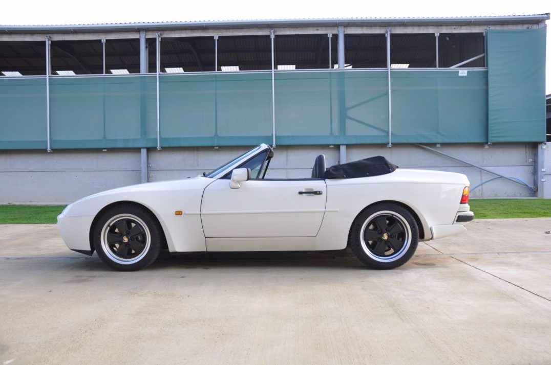 Porsche 944 S 2 Cabriolet gallery image 11