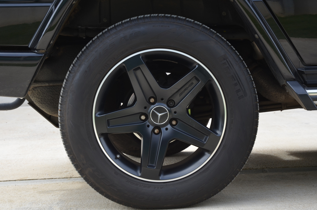 Mercedes G Wagon. G350 Night Edition D - 4 - Matic gallery image 23