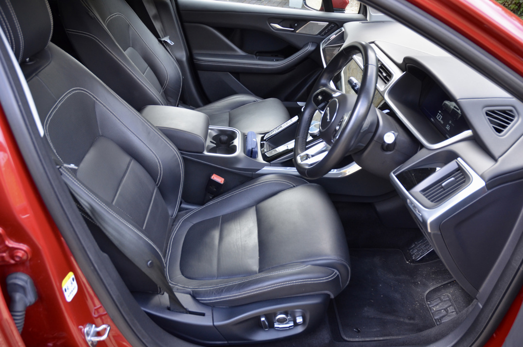 Jaguar - I Pace 400 - 90kWh HSE SUV 5dr Electric Auto 4WD (400 ps) gallery image 29