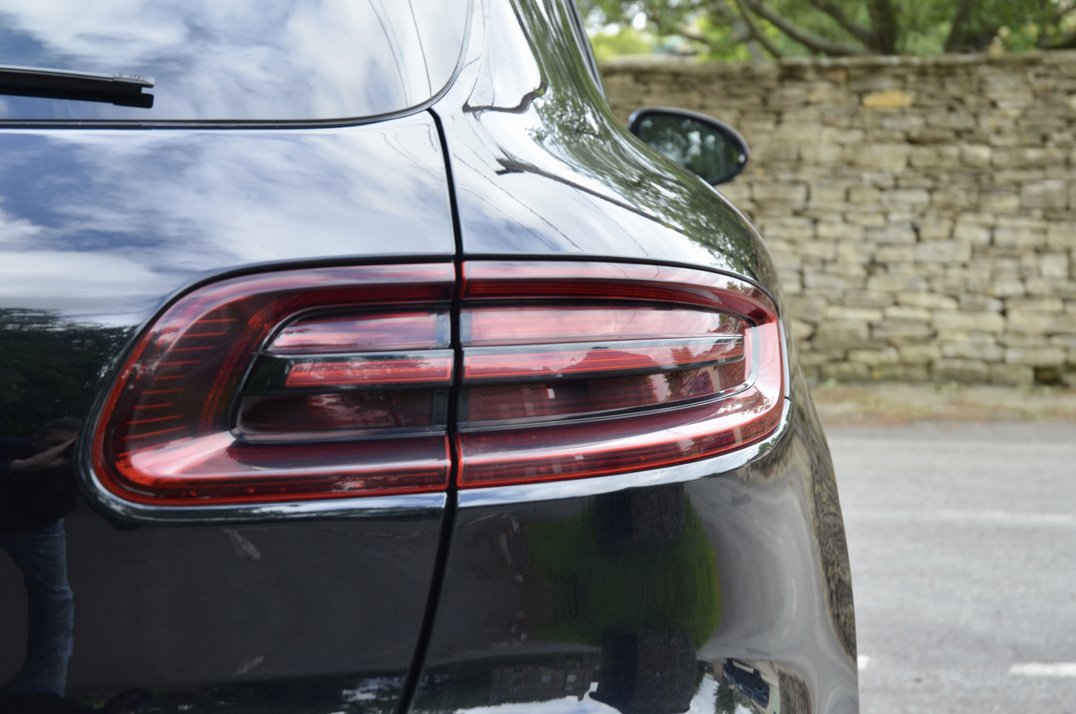 Porsche Macan 3.0 S PDK. 17K In optional extras FP+PSSH gallery image 21