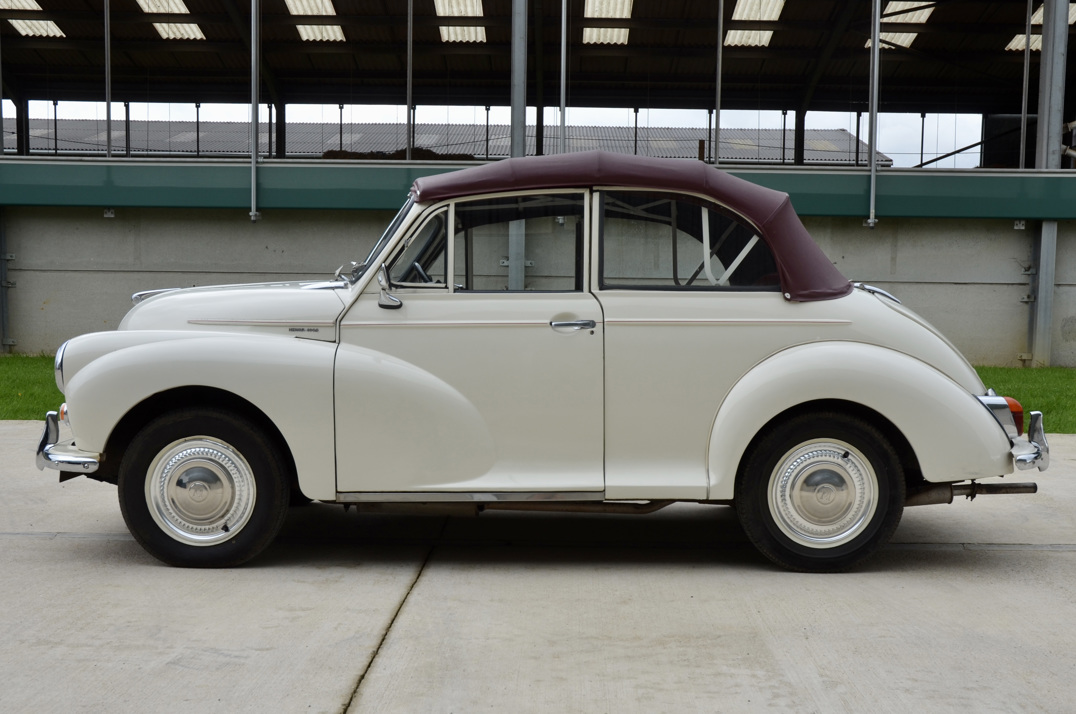 Morris Minor 1000 Convertible gallery image 11